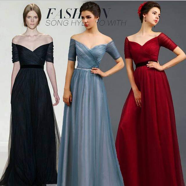 ชุดราตรียาวเปิดไหล่สีดำ แขนย่นครึ่งท่อน ทรงคลาสสิก