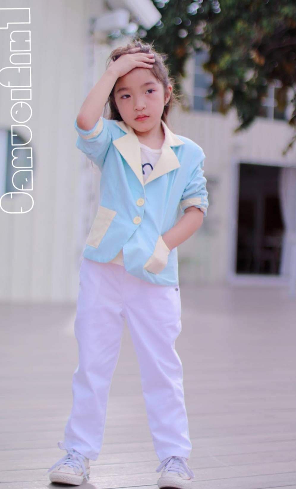 ชุดสูทเด็ก สีฟ้าอ่อนตัดขาว (ให้เช่า)