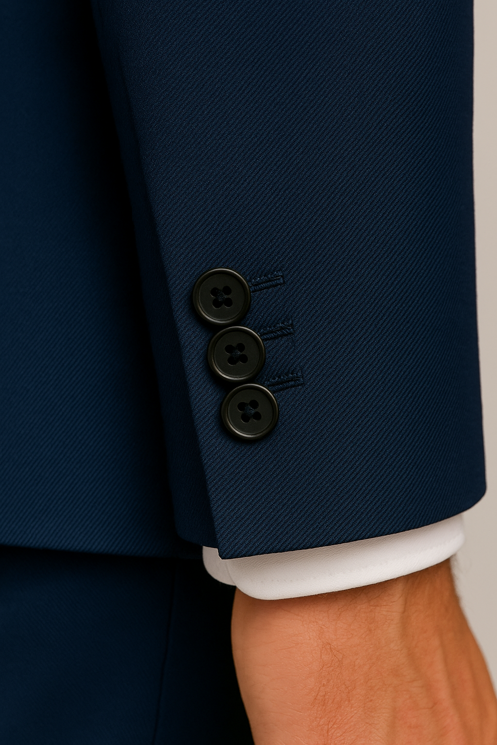 สูทเจ้าบ่าวเช่าตัดใหม่ สีกรมท่าคลาสสิก | Classic Navy Blue Groom Suit for Rent