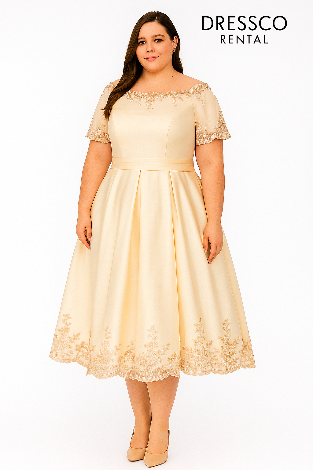 เดรสสั้นแขนลูกไม้สีครีม / Ivory Lace-Sleeve Short Dress