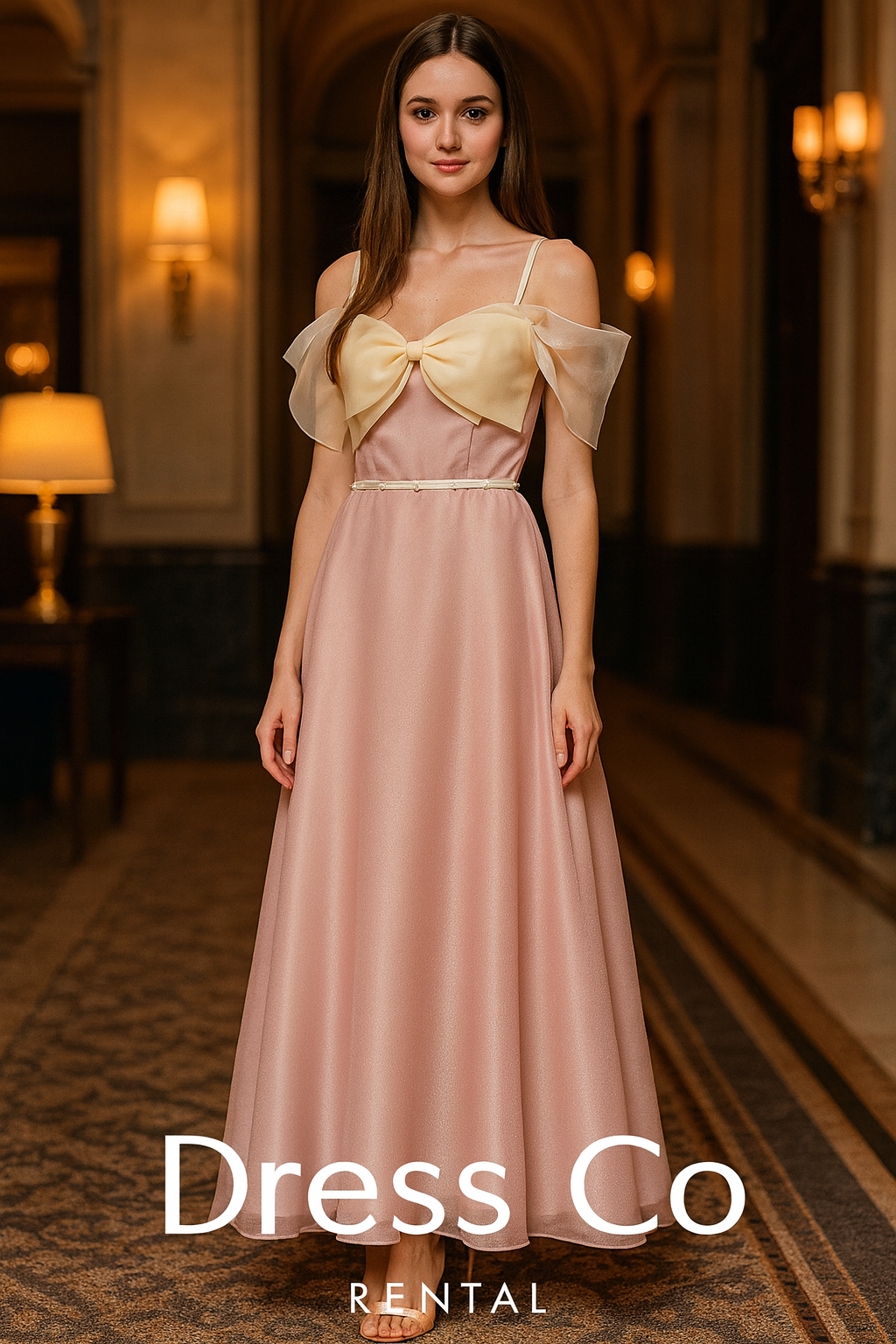 เดรสโบว์ใหญ่สีชมพูพีช ไหล่เฉียง หรูหรา (Size M)