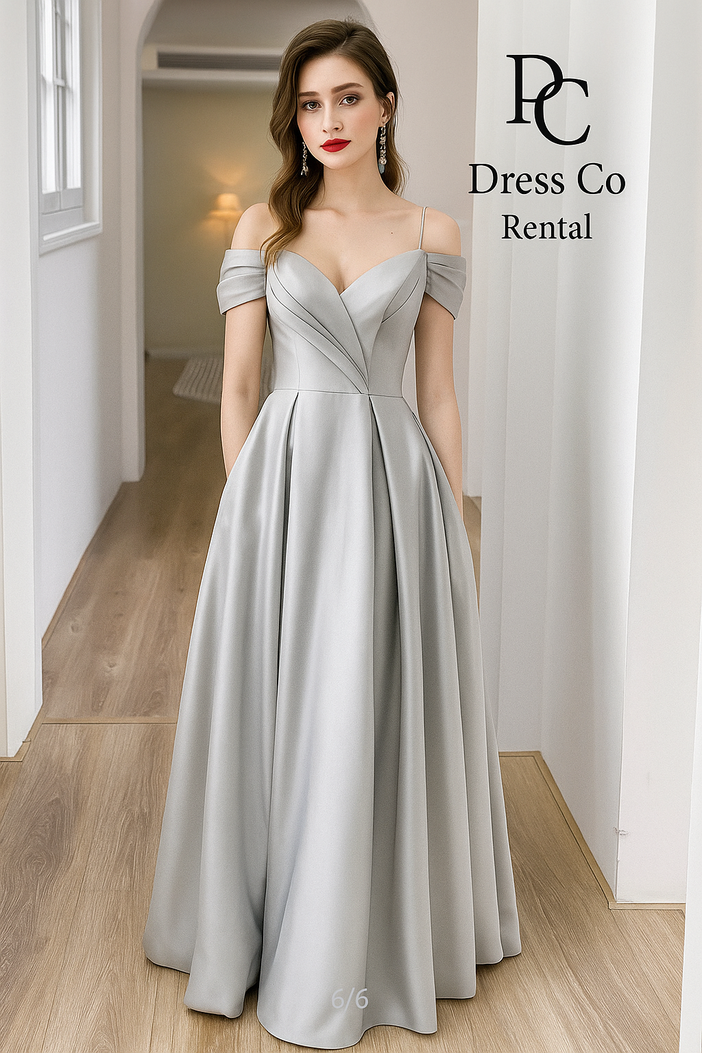 ชุดราตรีเปิดไหล่สีเทาเรียบหรู | Silver Elegant Cold-Shoulder Gown