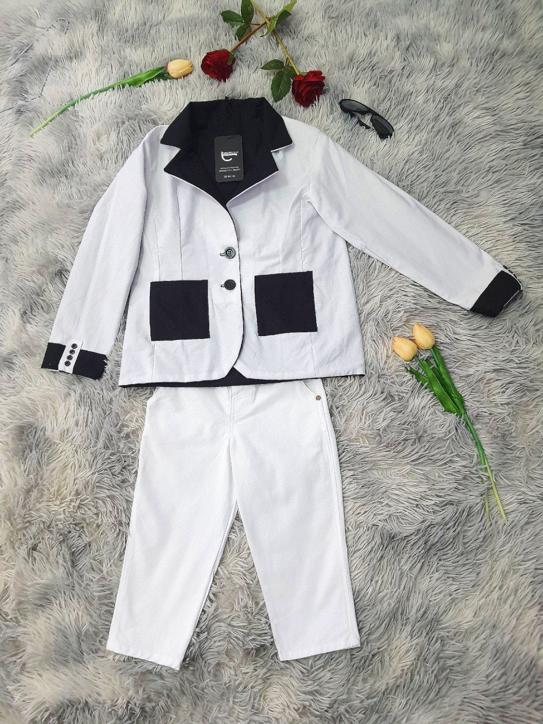 Kids Suit Rental - Black & White (Age 10-12)