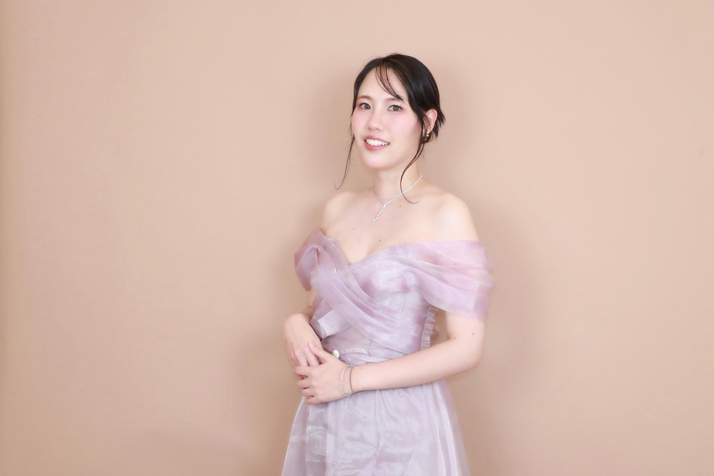ขอบคุณคุณหมอส้มจากโรงพยาบาลสมเด็จ ที่ไว้วางใจใช้บริการเช่าชุดราตรี 💜✨