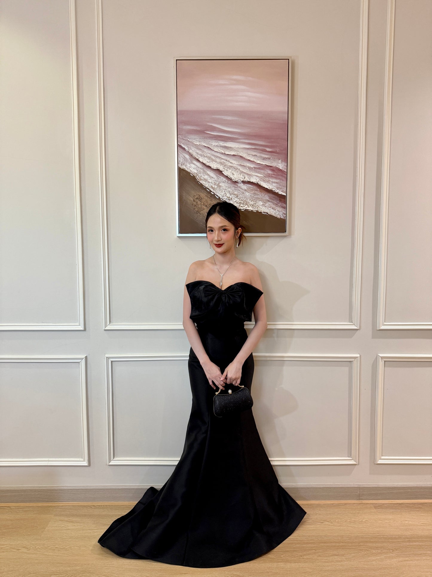 ชุดราตรีสุดหรู สำหรับงานเลี้ยงบริษัท ✨🥂