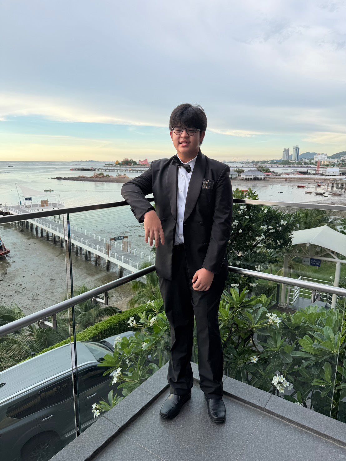 ลูกค้าโรงเรียนนานาชาติ ISC – งาน Prom ✨