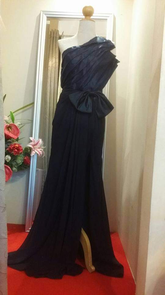 one-shoulder-black-mermaid-dress | One-Shoulder Black Mermaid Gown