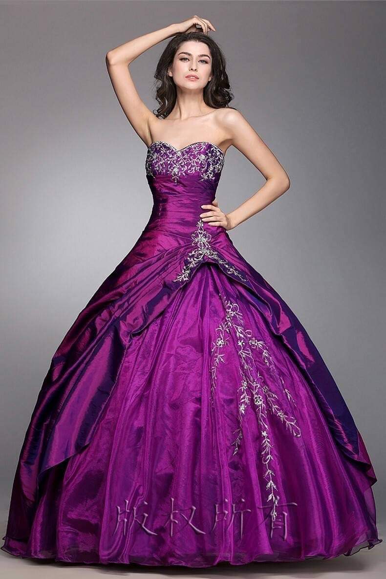 プリンセス ボールガウン パープル 刺繍