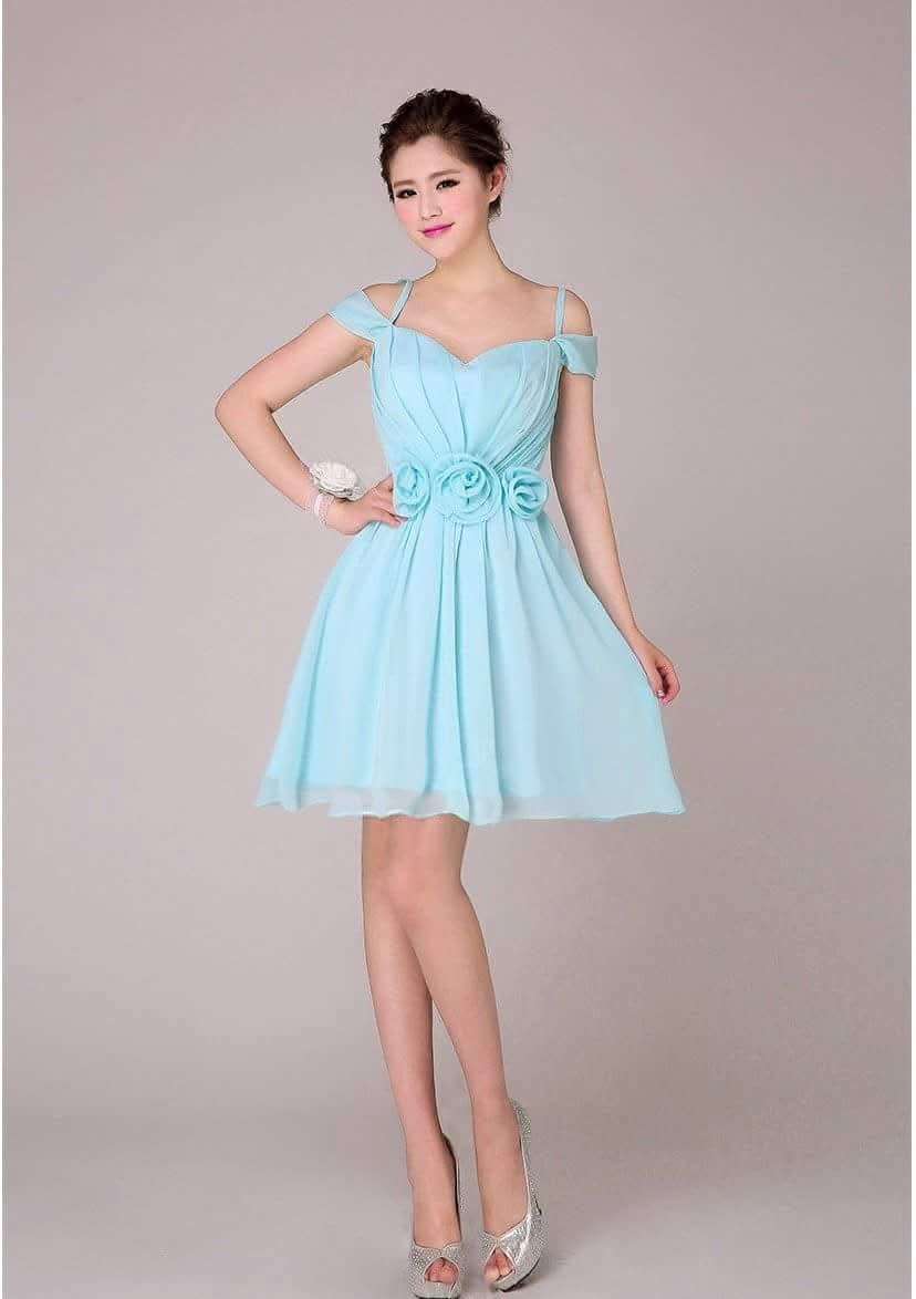 เดรสฟ้าเปิดไหล่สายเดี่ยวแต่งดอกไม้ | Sky Blue Shoulder Strap Dress