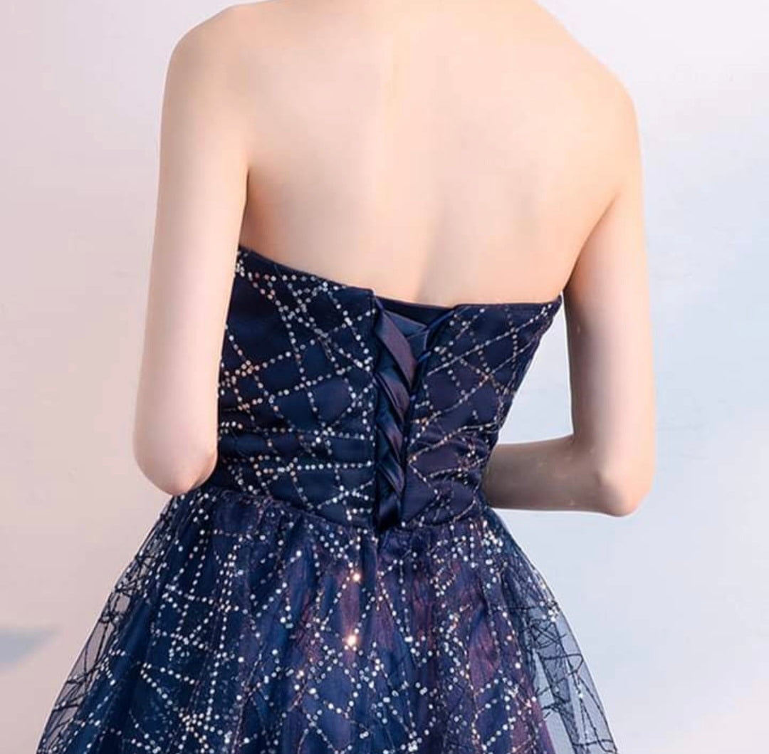 เดรสสายเดี่ยวทรงหัวใจ ลายพลุ / Navy Sweetheart Glitter Dress