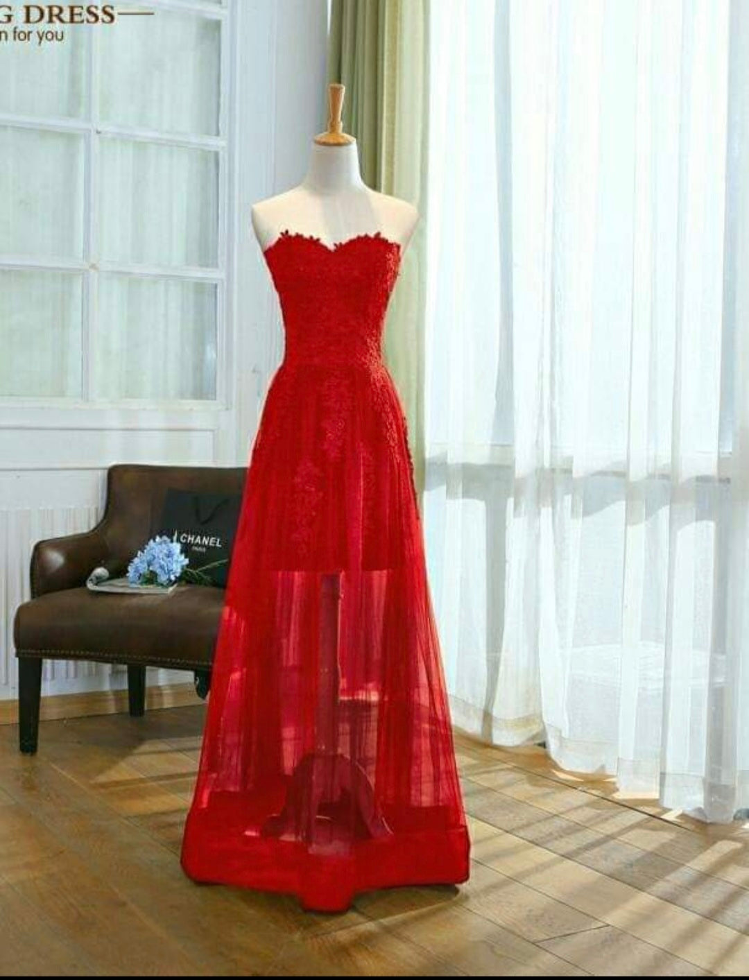Red Sheer Lace Gown / ชุดราตรีลูกไม้ซีทรูสีแดง