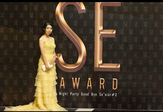 ชุดเดรสยาวผ้าชีฟองเหลือง / Yellow Tiered Mermaid Dress