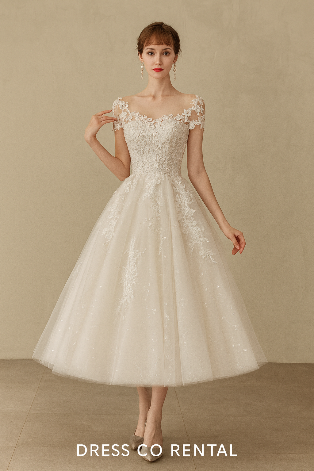 เดรสเจ้าสาวสั้นลูกไม้ออฟไหล่ – White Lace Bridal Short Dress