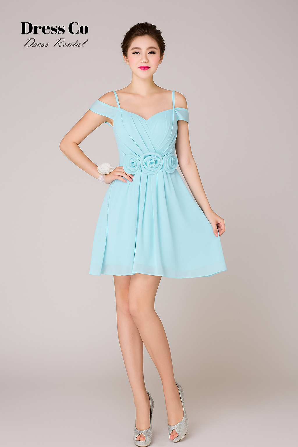 Light blue off-the-shoulder short dress with flower decoration at the waist