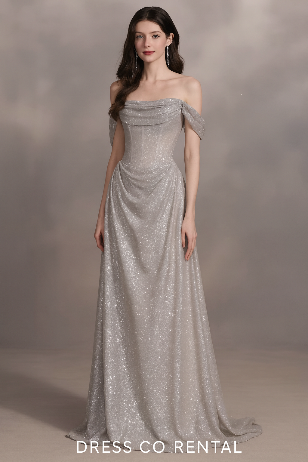 เดรสยาวเปิดไหล่ สีเงินวิบวับ ทรงหรู เรียบแต่แพง – ไซส์ M