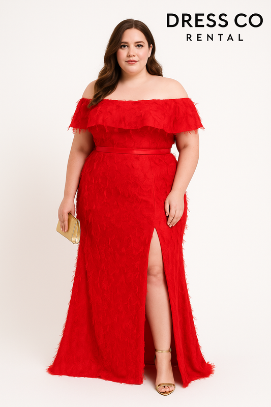 เดรสยาวขนนกสีแดงผ่าขา / Red Feathered Slit Long Dress