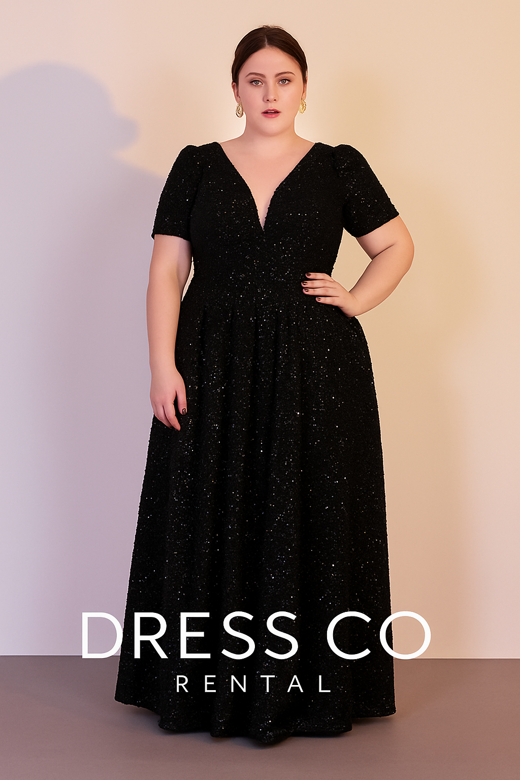 เดรสยาวกำมะหยี่ดำปักกลิตเตอร์ คอวีลึก – ไซซ์ 3XL