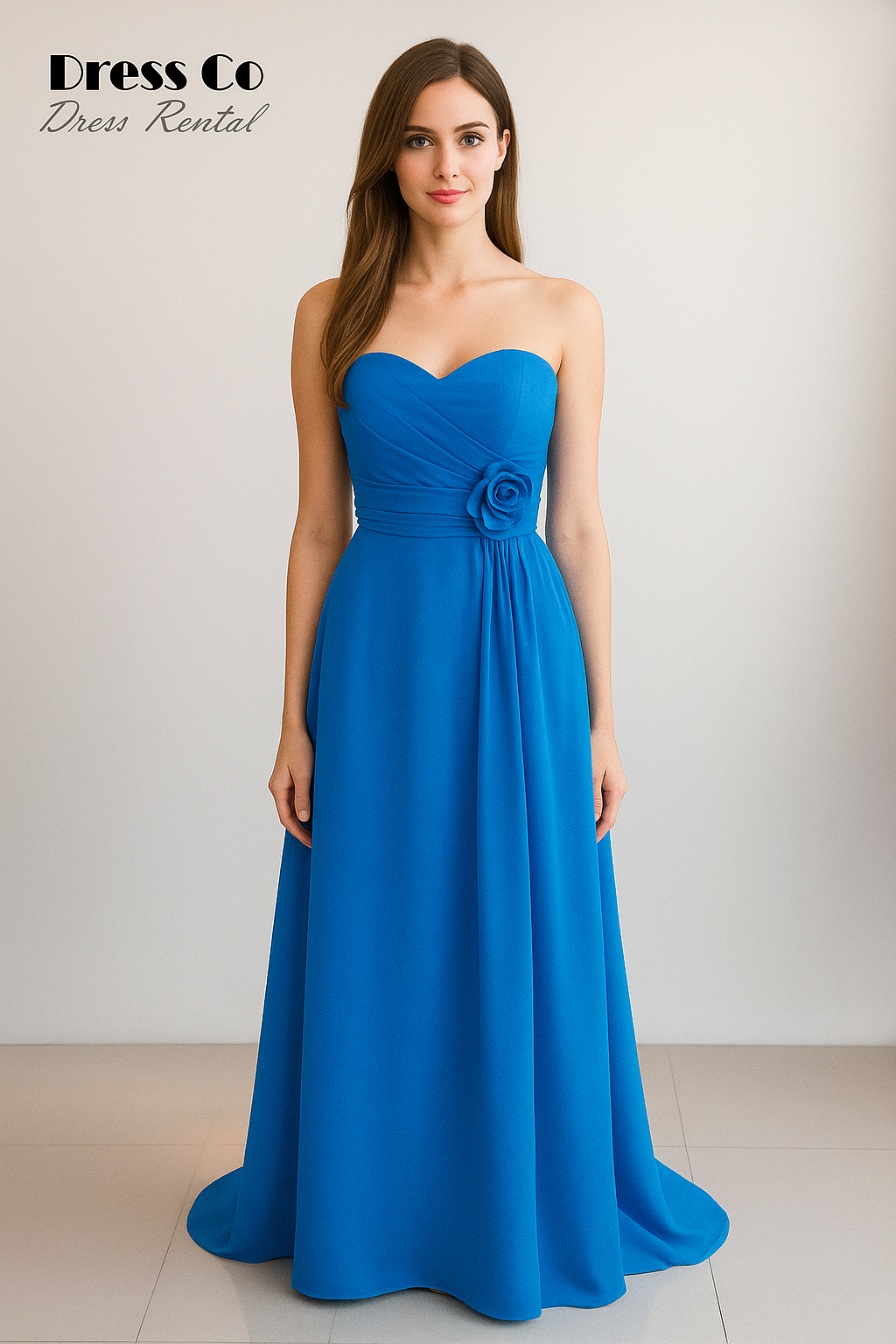 グレース・カリンのバラをあしらったブルーのガウン